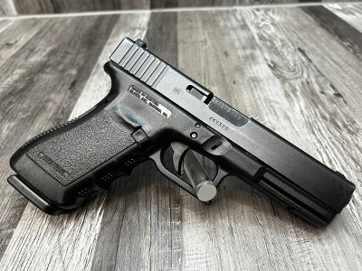 GLOCK 21 GEN 3 45 ACP (45 Auto) - Image 2 of 3