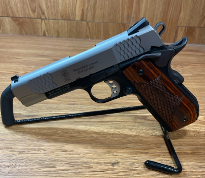 SMITH & WESSON 1911 SC .45 ACP - Image 1 of 8