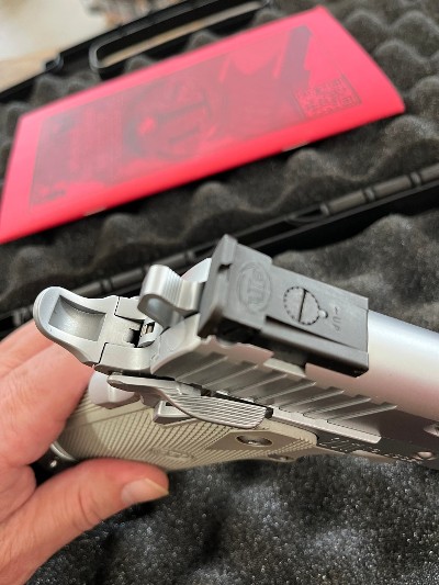 STI INTERNATIONAL 2011Executive .40 S&W - Image 7 of 10