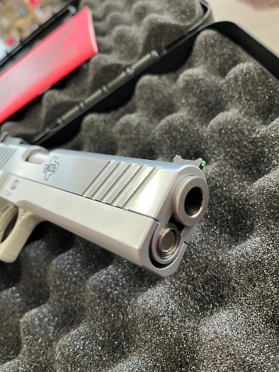 STI INTERNATIONAL 2011Executive .40 S&W - Image 9 of 10
