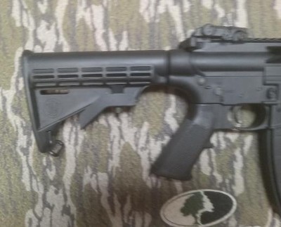 SMITH & WESSON M&P15-22 .22 LR - Image 2 of 9