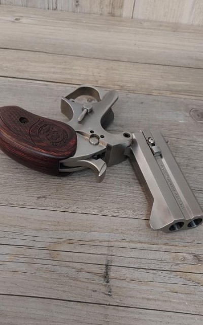 BOND ARMS SNAKE SLAYER .45 colt / .410 - Image 6 of 9