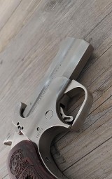 BOND ARMS SNAKE SLAYER .45 colt / .410 - Image 7 of 9