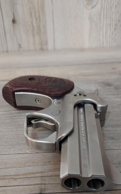 BOND ARMS SNAKE SLAYER .45 colt / .410 - Image 3 of 9