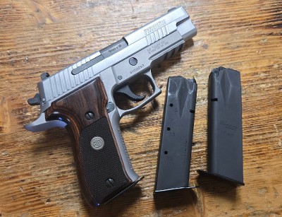 SIG SAUER P226 ELITE 9MM LUGER (9x19 PARA) - Image 2 of 2