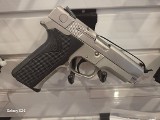 SMITH & WESSON 4043 .40 S&W - Image 1 of 6