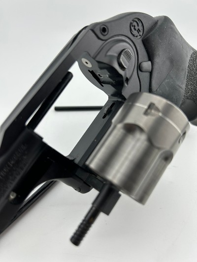 RUGER LCR .38 SPL - Image 5 of 11