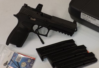SIG SAUER P320 9MM LUGER (9x19 PARA) - Image 1 of 12