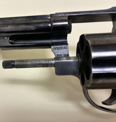 SMITH & WESSON 19-4 .357 MAG - Image 7 of 10