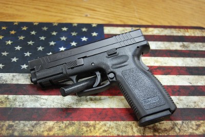 SPRINGFIELD ARMORY XD-40 .40 S&W - Image 2 of 7