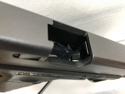 GLOCK 23 GEN3 .40 S&W - Image 4 of 10