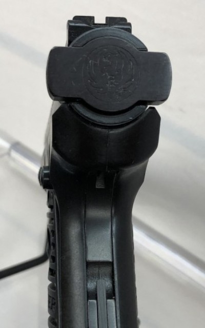 RUGER MKII p512.22 LR - Image 9 of 15