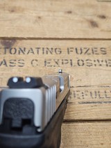 SMITH & WESSON SD40VE 40 Smith & Wesson - Image 4 of 6