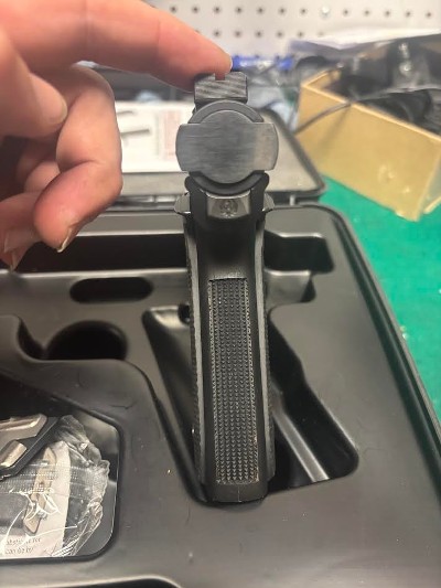 RUGER MK IV 22/45 Lite .22 LR - Image 3 of 4