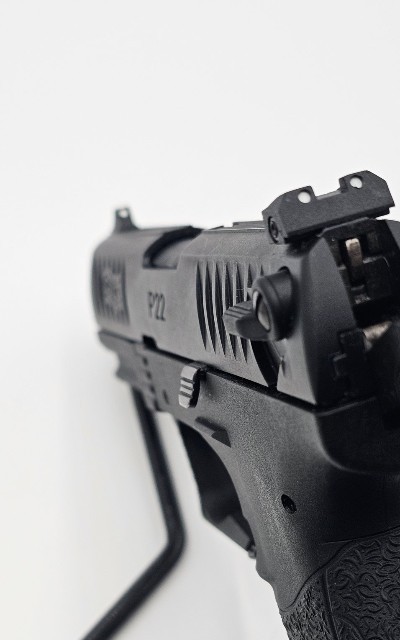WALTHER P22 BLACK .22 LR - Image 9 of 10