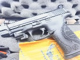 SMITH & WESSON M&P40 .40 S&W - Image 7 of 8