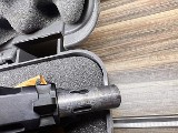 SMITH & WESSON M&P40 .40 S&W - Image 2 of 8