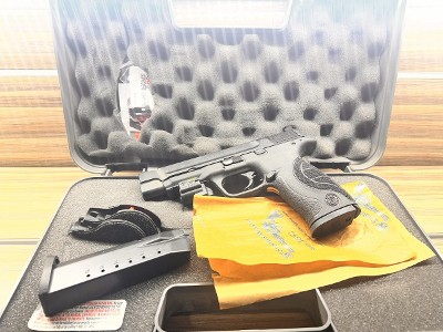 SMITH & WESSON M&P40 .40 S&W - Image 8 of 8