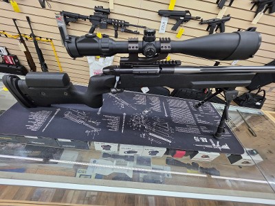 WEATHERBY MARK V .300 WBY MAG - Image 1 of 4