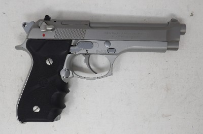 BERETTA 92FS INOX 9MM LUGER (9x19 PARA) - Image 4 of 7