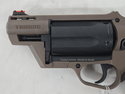 TAURUS Public Defender Judge Brown w/HiViz Sights, Rubber Grips .45LC/.410 Bore - Image 3 of 9