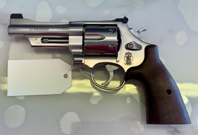 SMITH & WESSON 629-9 Mountain Gun SS/Wood Lipsey&sbquo;s Excl w/Box .44 MAGNUM - Image 8 of 16