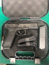 GLOCK 17 GEN 5 9MM LUGER (9X19 PARA) - Image 2 of 3