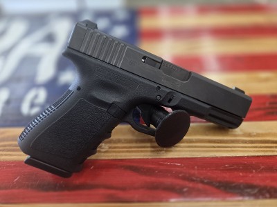GLOCK GLOCK 19, Semi Auto Pistol, 4in, Black, 9mm, 2 OEM Magazine, OEM Case 9MM LUGER (9x19 PARA) - Image 1 of 2