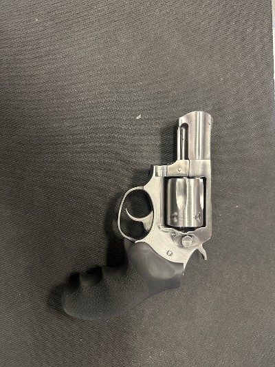RUGER SP101 .357 MAG - Image 1 of 4