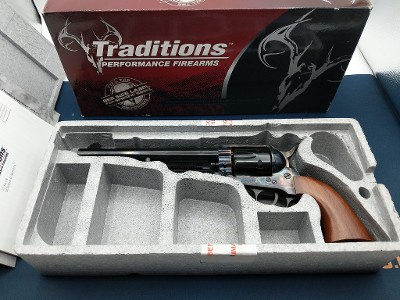 TRADITIONS 1873 .45 LC - Image 1 of 5