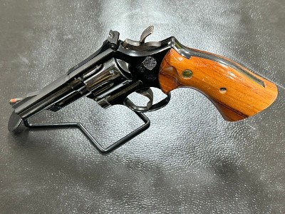 SMITH & WESSON 19-3 TEXAS RANGER 150TH .357 MAG - Image 5 of 12
