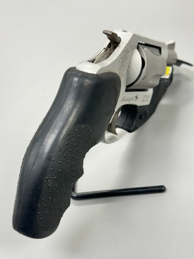 SMITH & WESSON 637-2 AIRWEIGHT 38 Smith & Wesson - Image 6 of 9