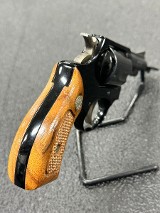 SMITH & WESSON 37 AIRWEIGHT .38 SPL - Image 5 of 8