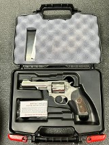 RUGER SP-101 (05765) .22 LR - Image 1 of 11