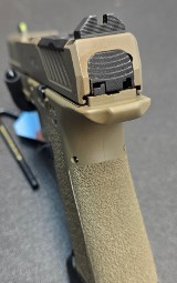 SHADOW SYSTEMS MR920 COMBAT OPTIC READY THREADED 9MM LUGER (9x19 PARA) - Image 4 of 5