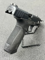 STOEGER STR-9 9MM LUGER (9x19 PARA) - Image 6 of 8