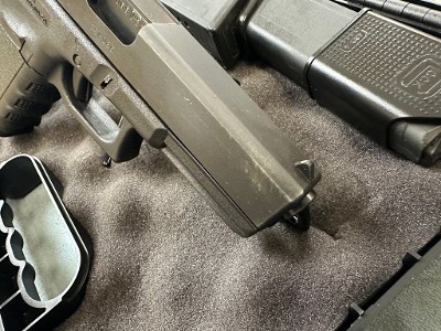 GLOCK G17 GEN 3 9MM LUGER (9x19 PARA) - Image 12 of 12