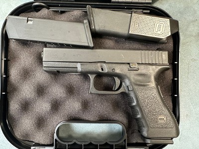 GLOCK G17 GEN 3 9MM LUGER (9x19 PARA) - Image 1 of 12