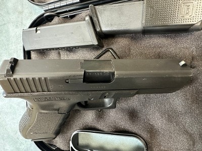 GLOCK G17 GEN 3 9MM LUGER (9x19 PARA) - Image 10 of 12