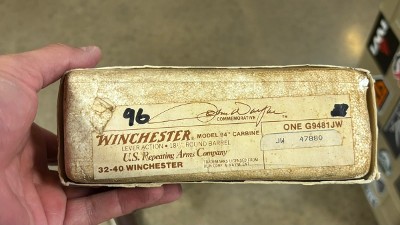WINCHESTER 94 JOHN WAYNE COMMEMORATIVE .32-40 WIN - Image 11 of 11