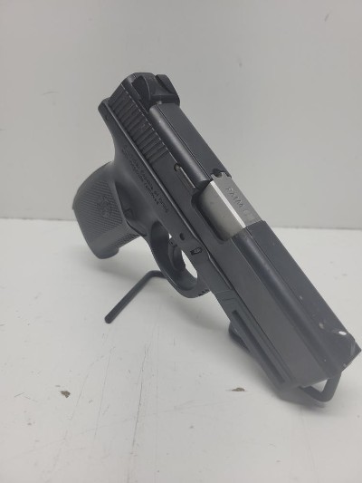 SMITH & WESSON SW9VE 9MM LUGER (9x19 PARA) - Image 6 of 11