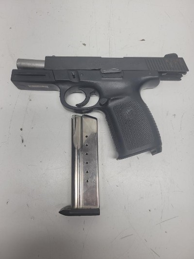 SMITH & WESSON SW9VE 9MM LUGER (9x19 PARA) - Image 1 of 11