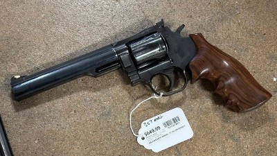 DAN WESSON FIREARMS MODEL 15 .357 MAG - Image 2 of 9