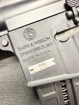SMITH & WESSON M&P 15-22 - RIFLE .22 LR - Image 3 of 9