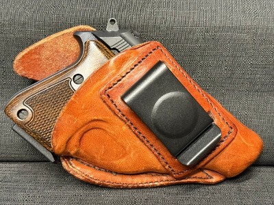 BERETTA 3032 TOMCAT .32 ACP - Image 6 of 7