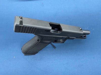 GLOCK G21 .45 ACP - Image 6 of 6