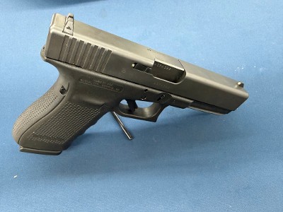 GLOCK G21 .45 ACP - Image 5 of 6