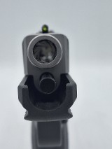 SMITH & WESSON SD9 VE 9MM LUGER (9x19 PARA) - Image 6 of 11