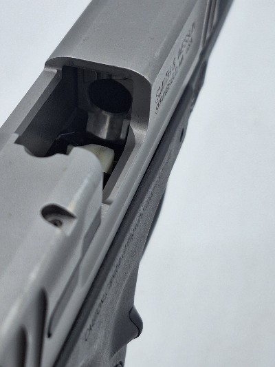 SMITH & WESSON SD9 VE 9MM LUGER (9x19 PARA) - Image 9 of 11