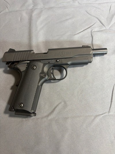BROWNING 1911-380 .380 ACP - Image 5 of 9